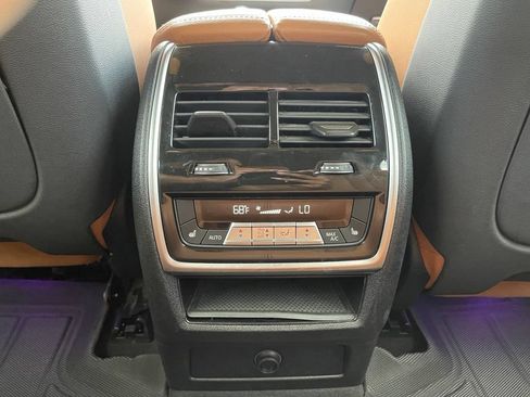 Used 2022 BMW X5 xDrive45e AWD/4WD image 39