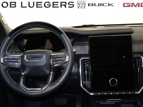 Certified 2025 GMC Acadia Denali w/ Super Cruise Package image 16