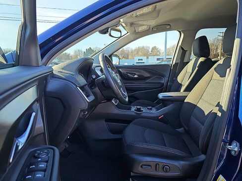 Used 2022 GMC Terrain SLE w/ Driver Convenience Package image 14