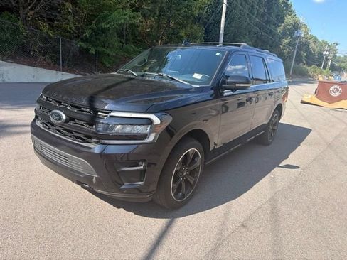 Certified 2023 Ford Expedition Max Limited AWD/4WD image 3