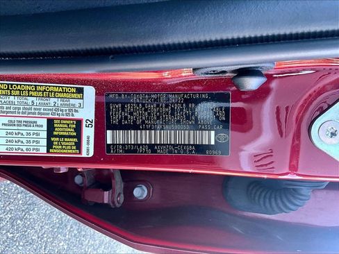Certified 2022 Toyota Camry XLE w/ Navigation Upgrade Package FWD image 9