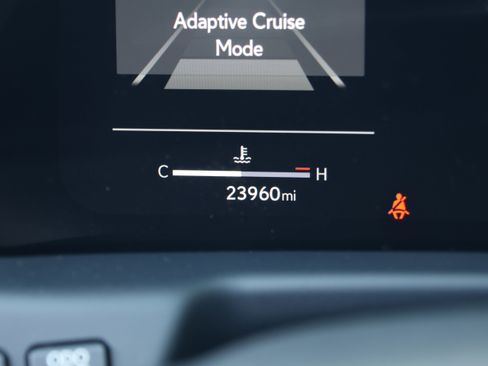 Used 2024 Lexus LS 500 F Sport image 20