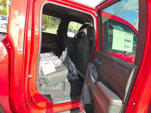 New 2026 Nissan Frontier PRO-4X w/ Pro-4x Convenience Package image 13