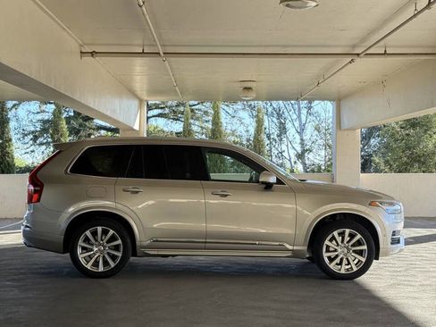 Used 2016 Volvo XC90 T6 Inscription w/ Vision Package image 4