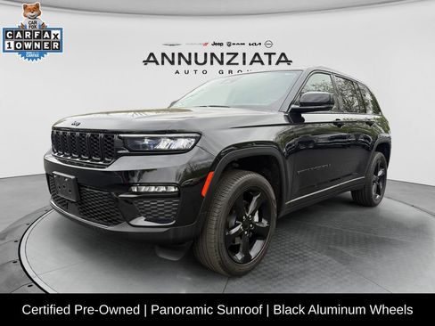 Used 2023 Jeep Grand Cherokee Limited w/ Black Appearance Package AWD/4WD image 1