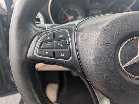 Used 2017 Mercedes-Benz C 300 4MATIC Sedan image 22