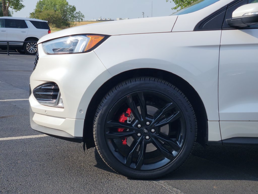 Used 2019 Ford Edge ST w/ Equipment Group 401A AWD/4WD image 8
