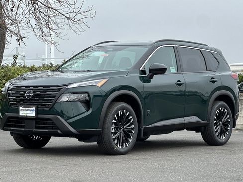 New 2026 Nissan Rogue Dark Armor image 8