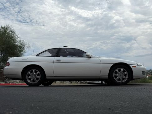 Used 1995 Lexus SC 400 Coupe image 9