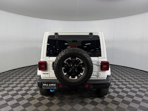 Used 2024 Jeep Wrangler Unlimited Rubicon 4xe AWD/4WD image 9