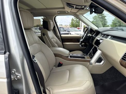 Used 2018 Land Rover Range Rover Supercharged AWD/4WD image 28