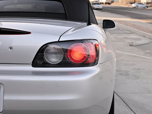 Used 2002 Honda S2000 image 71