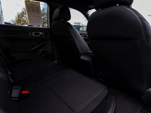 Used 2025 Honda Civic Sport image 31