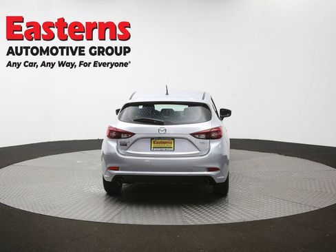 Used 2017 MAZDA MAZDA3 Sport FWD image 37