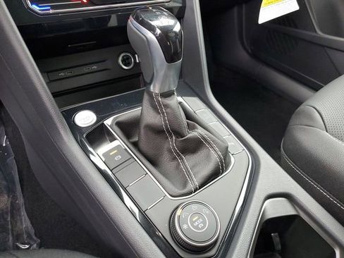 New 2026 Volkswagen Taos SEL image 26