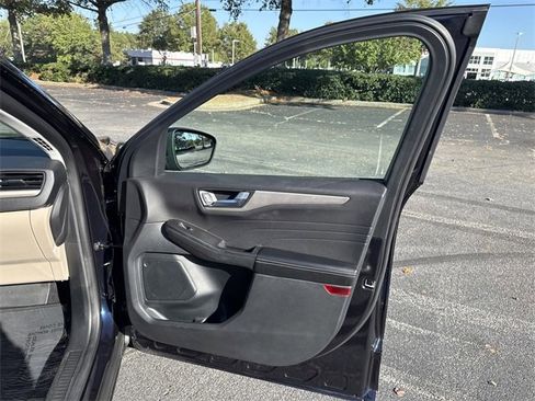 Used 2021 Ford Escape SEL image 31