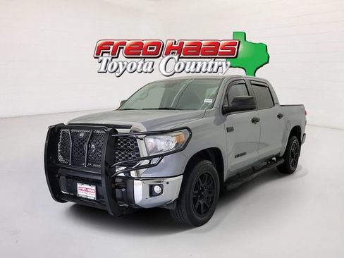 Used 2021 Toyota Tundra SR5 RWD image 1