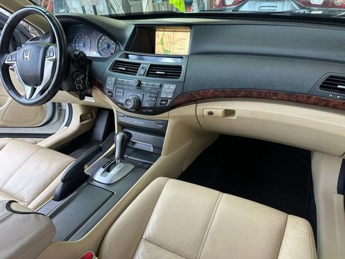 Used 2011 Honda Crosstour EX-L image 27