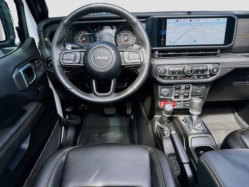 Used 2025 Jeep Wrangler Unlimited Rubicon 392 AWD/4WD image 25