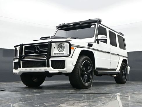 Used 2017 Mercedes-Benz G 63 AMG 4MATIC image 35