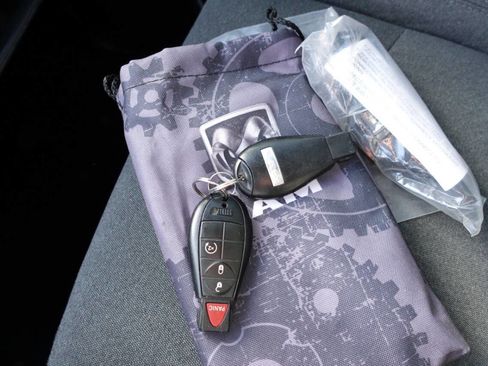 Used 2021 RAM 1500 Classic Warlock image 37