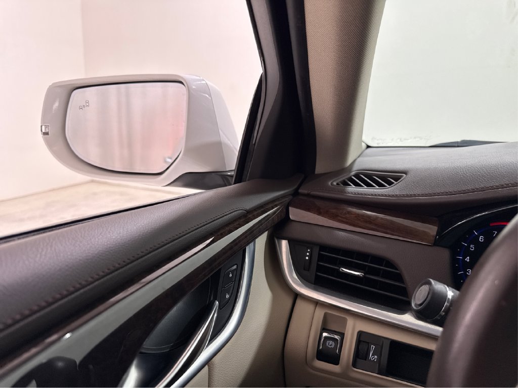 Used 2016 Cadillac XTS Luxury w/ Driver Awareness Package FWD image 35