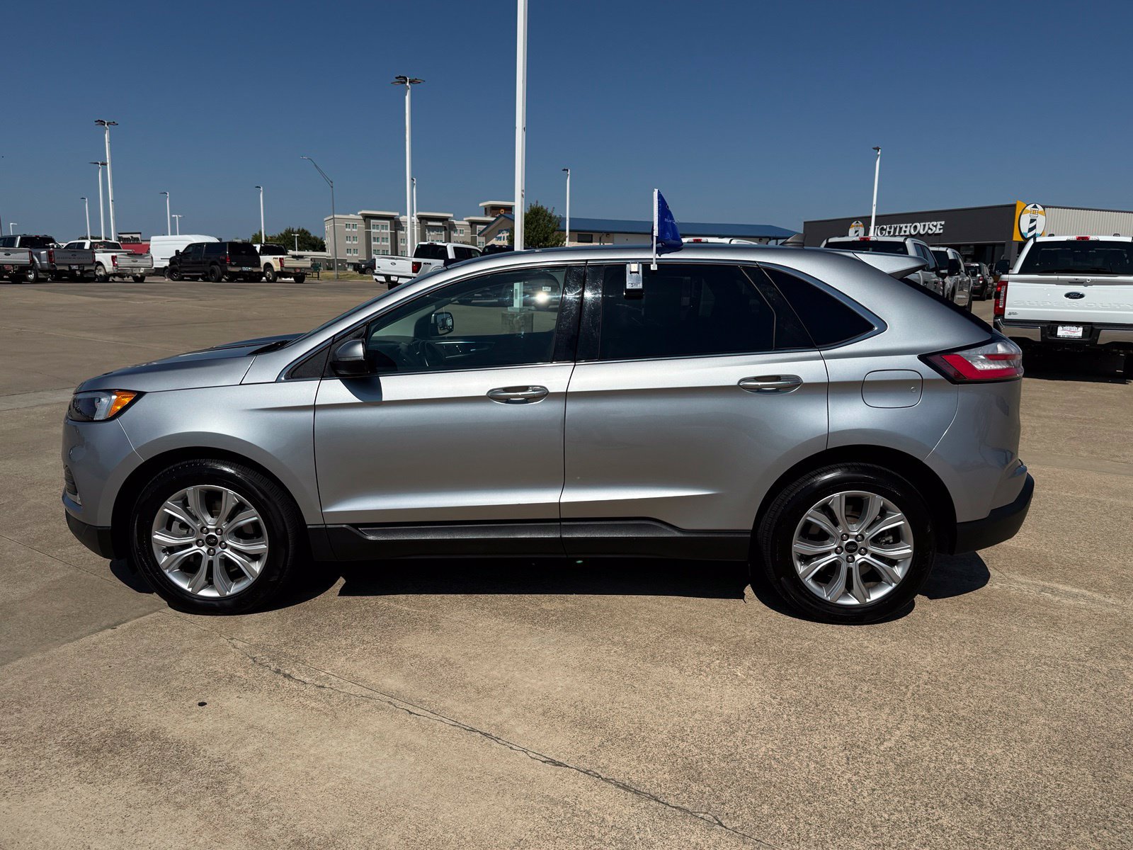 Certified 2024 Ford Edge Titanium AWD/4WD image 8