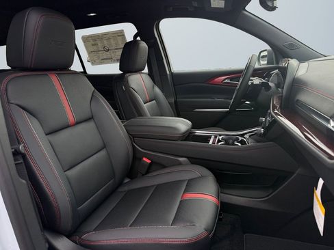 New 2026 Chevrolet Traverse RS image 15