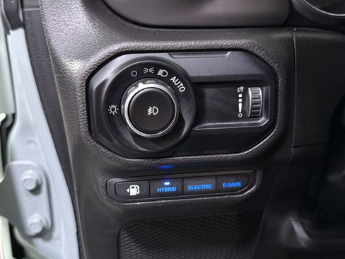 Used 2023 Jeep Wrangler Unlimited w/ Cold Weather Group AWD/4WD image 29