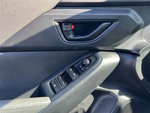 Used 2024 Subaru Crosstrek 2.0i Premium w/ Popular Package #4 image 19