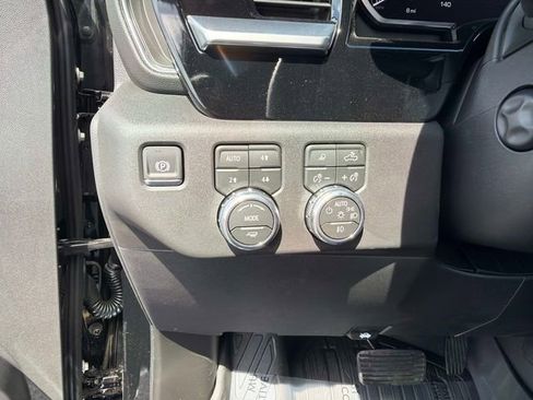 New 2026 GMC Sierra 1500 SLT w/ SLT Premium Package image 30