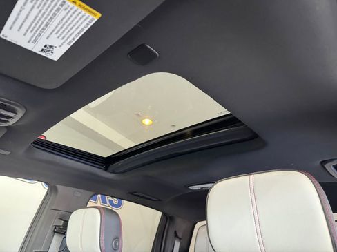 Certified 2023 GMC Canyon AT4X image 19