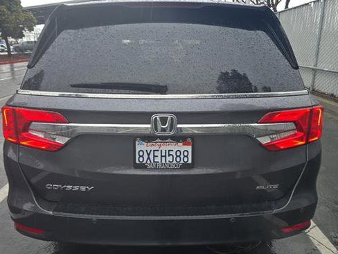Used 2019 Honda Odyssey Elite image 14