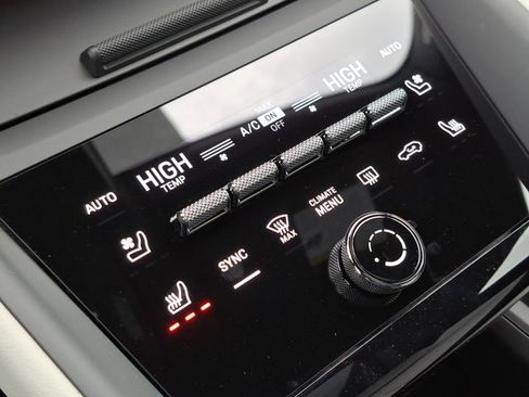 New 2026 Porsche Macan 4 Electric image 34