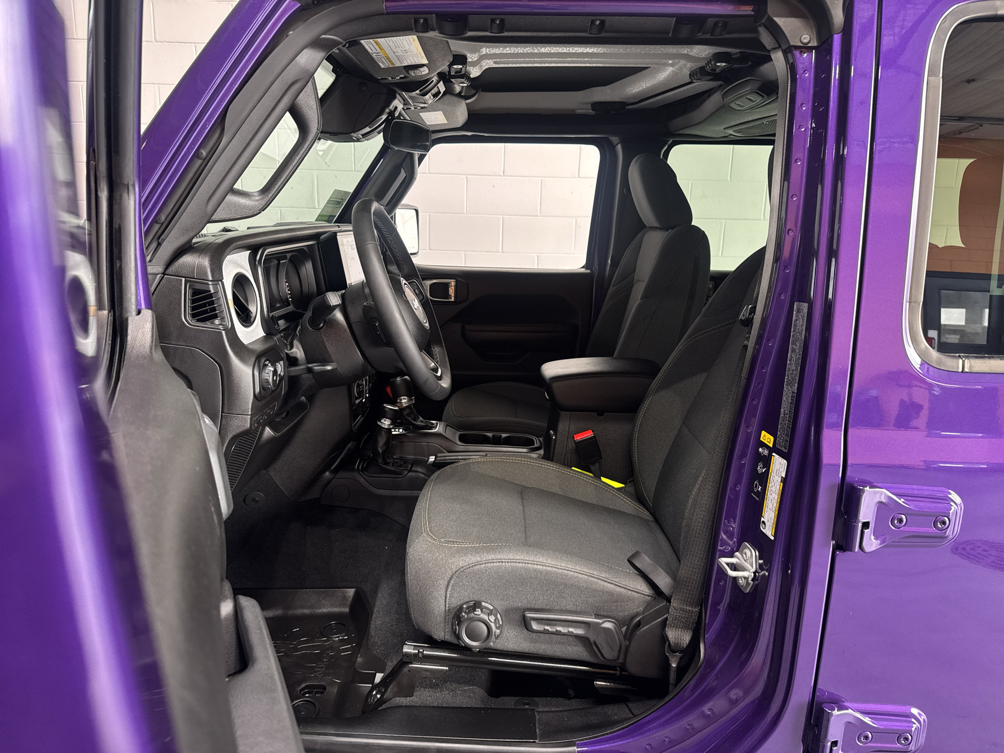 Used 2026 Jeep Wrangler Unlimited Sport AWD/4WD image 14