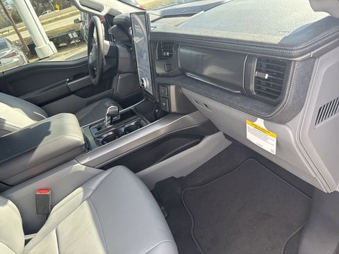 New 2025 Ford F150 Lightning Flash AWD/4WD image 32