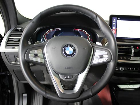 Certified 2025 BMW X4 xDrive30i image 14
