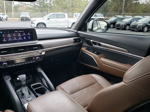 Used 2022 Kia Telluride SX w/ SX Prestige Package image 33