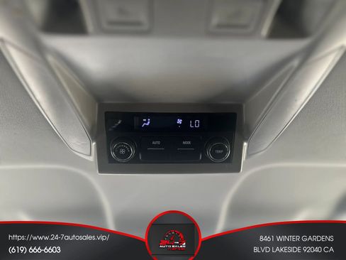 Used 2019 Chevrolet Suburban LS w/ All-Season Package RWD image 14