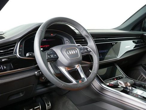 Used 2023 Audi RS Q8 4.0T image 4
