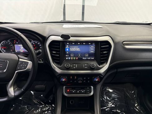 Used 2023 GMC Acadia SLT w/ Elevation Edition FWD image 29