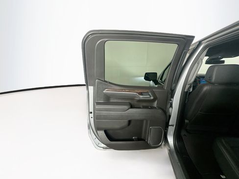 Used 2025 GMC Sierra 1500 SLT RWD image 25