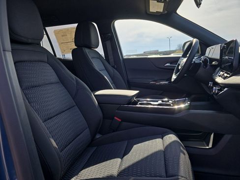 New 2026 Chevrolet Equinox LT image 14