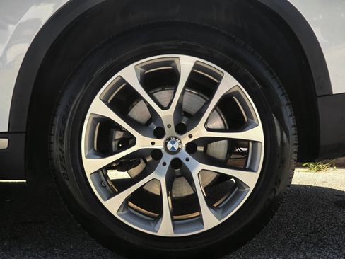 Used 2022 BMW X5 xDrive40i AWD/4WD image 15