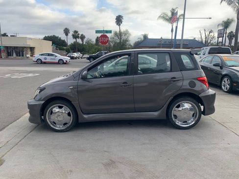 Used 2004 Scion xA FWD image 3
