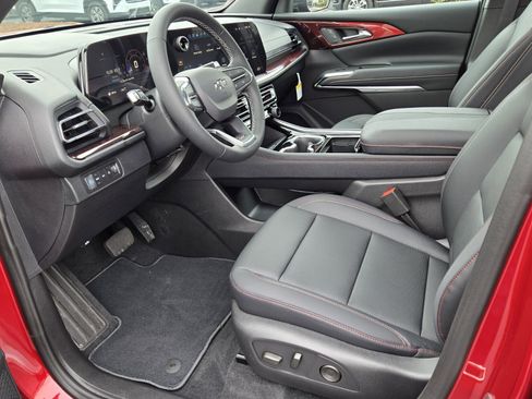 New 2026 Chevrolet Traverse Z71 w/ Driver Confidence Package image 5