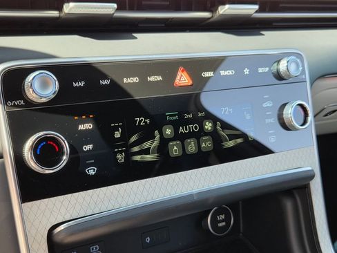 New 2026 Genesis GV80 3.5T Prestige AWD/4WD image 18