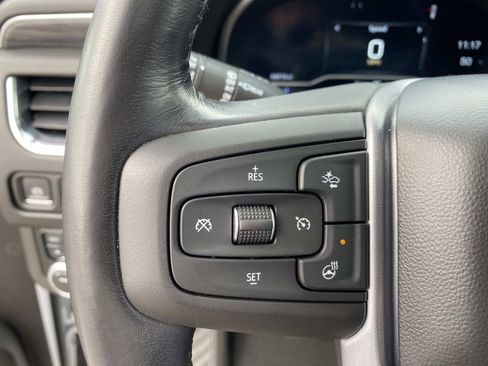 Used 2022 GMC Yukon SLT w/ SLT Premium Package image 20