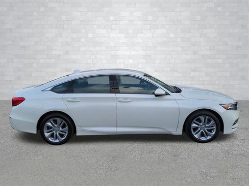 Used 2019 Honda Accord LX image 3