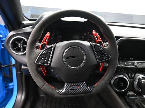 Used 2022 Chevrolet Camaro ZL1 image 16